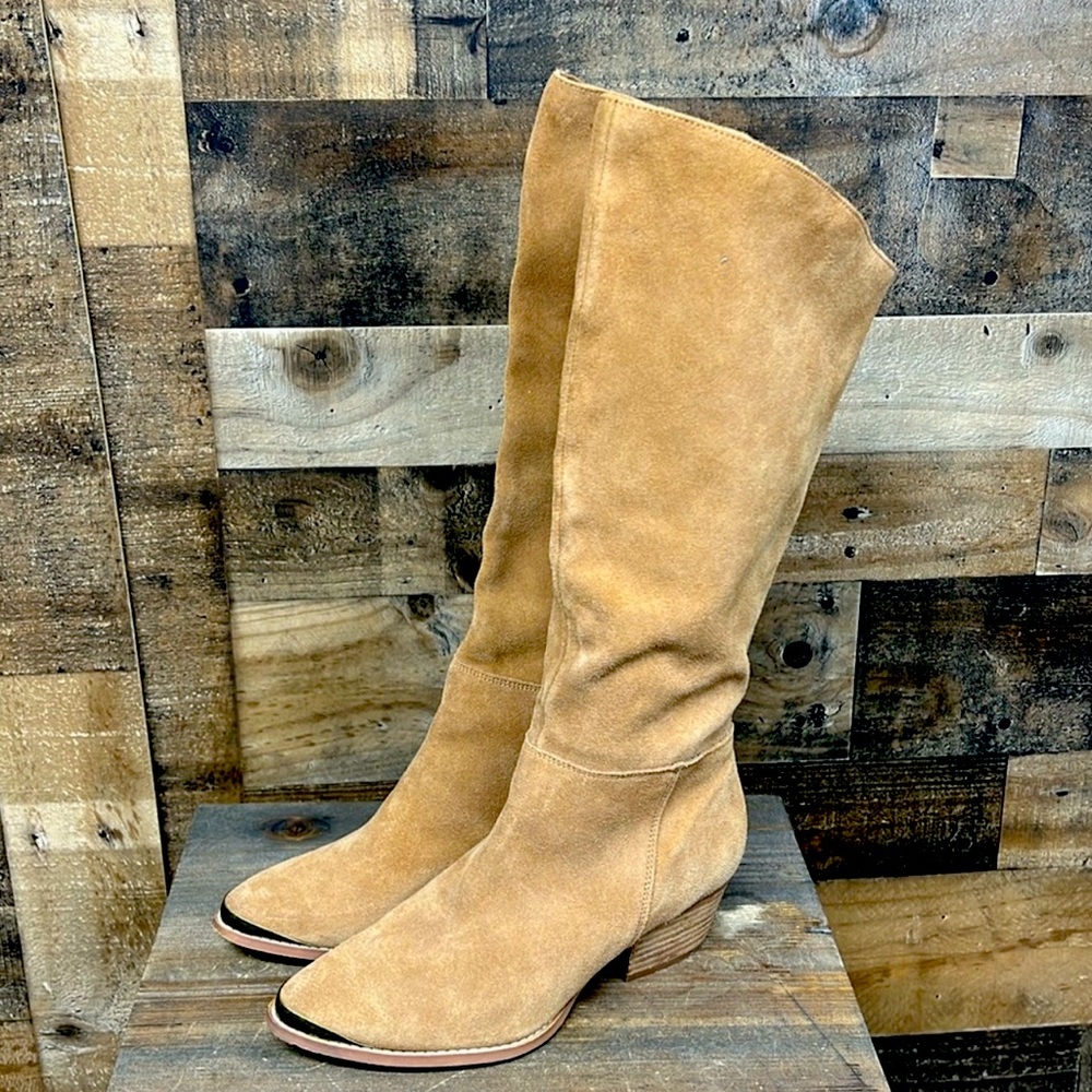 Chinese Laundry Western‎ Pointed Toe Tan Suede Boot Women’s Size 8.5